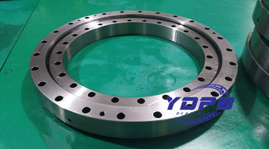 XSU140644Single-row Crossed Roller Slewing Ring Bearings 574x714x56mm Cross roller slewing rings pictures